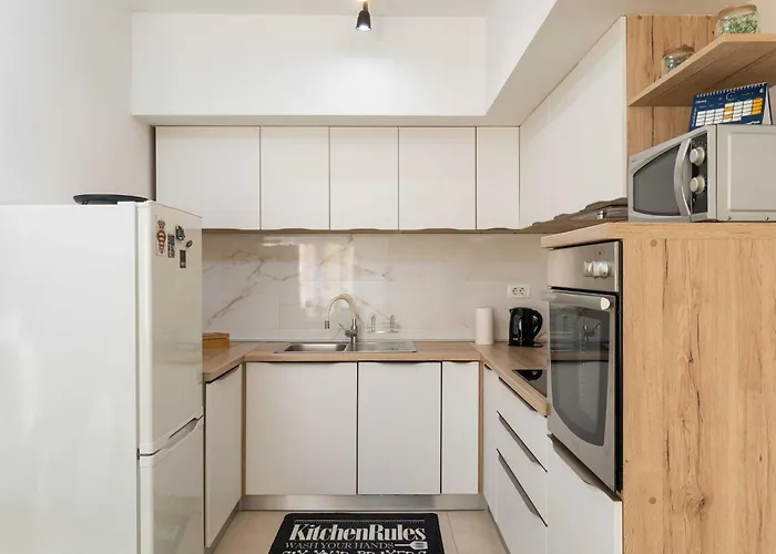 Why Not - Two Bedroom With Balcony Apartment