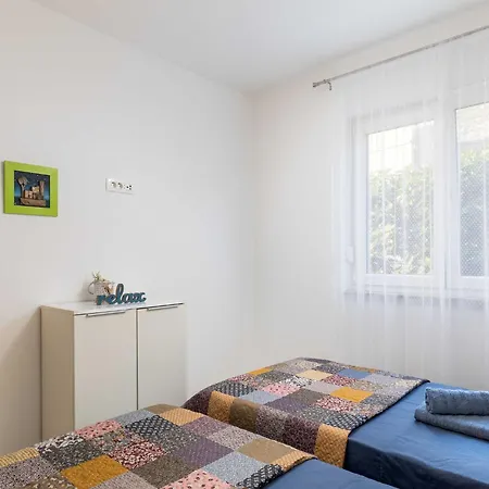 Apartment Why Not - Two Bedroom With Balcony *