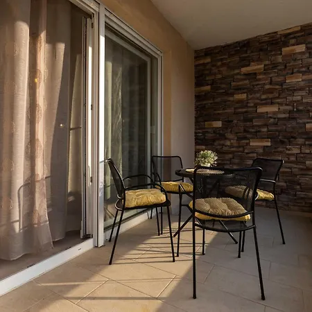 Why Not - Two Bedroom With Balcony דוברובניק