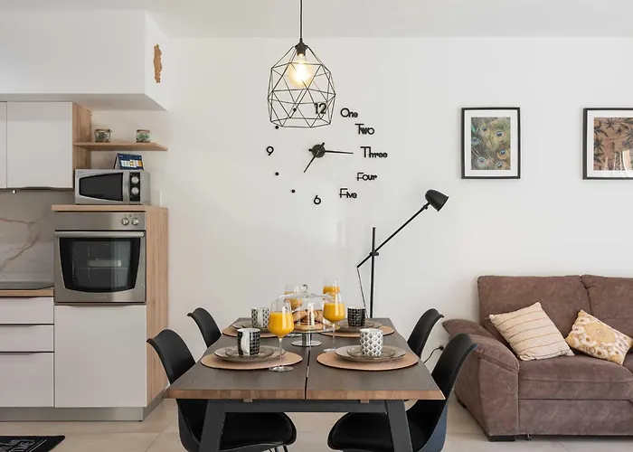 Why Not - Two Bedroom With Balcony Apartment Dubrovnik