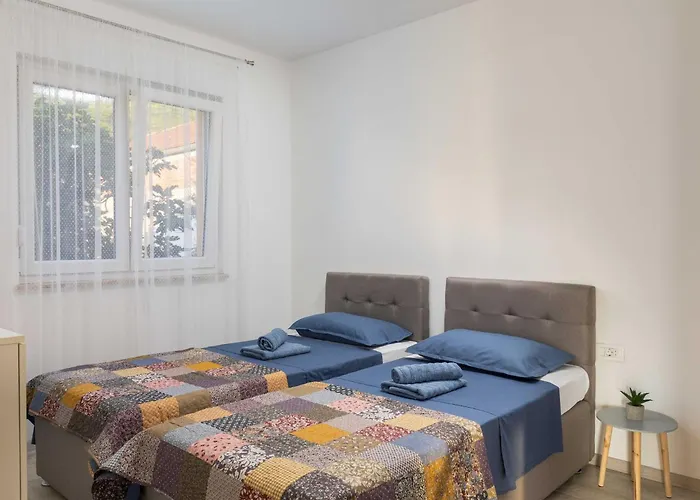 Why Not - Two Bedroom With Balcony Apartment