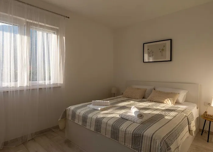 Apartment Why Not - Two Bedroom With Balcony