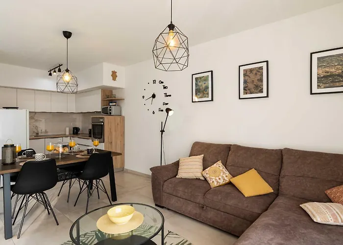 Why Not - Two Bedroom With Balcony Ragusa