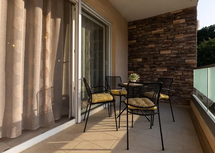 Why Not - Two Bedroom With Balcony Ragusa